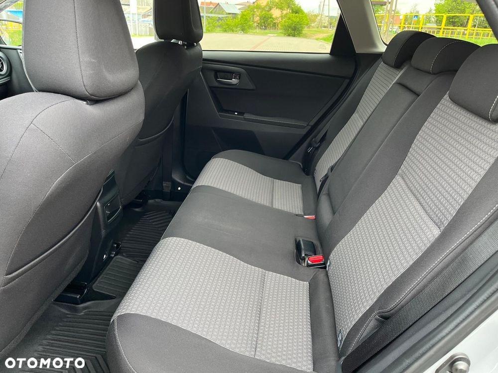Toyota Auris 1.8 VVT-i Automatik Team Deutschland - 32