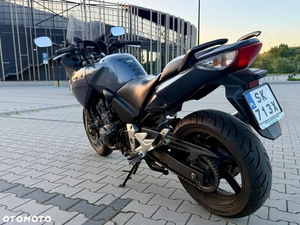 Honda CBF - 6