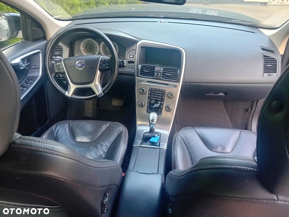 Volvo XC 60 D4 Geartronic Kinetic - 9