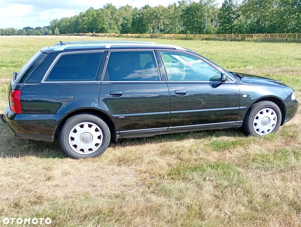 Audi A4 Avant - 29