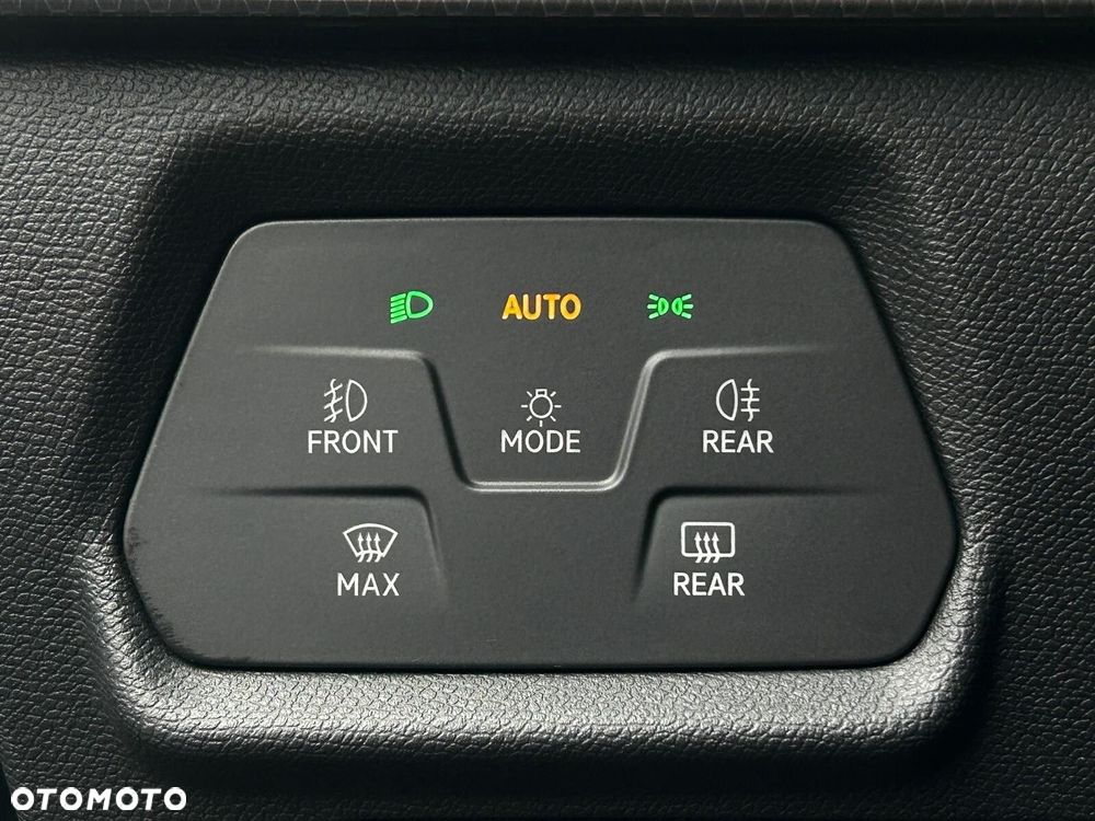 Seat Leon 2.0 TDI Style DSG - 19