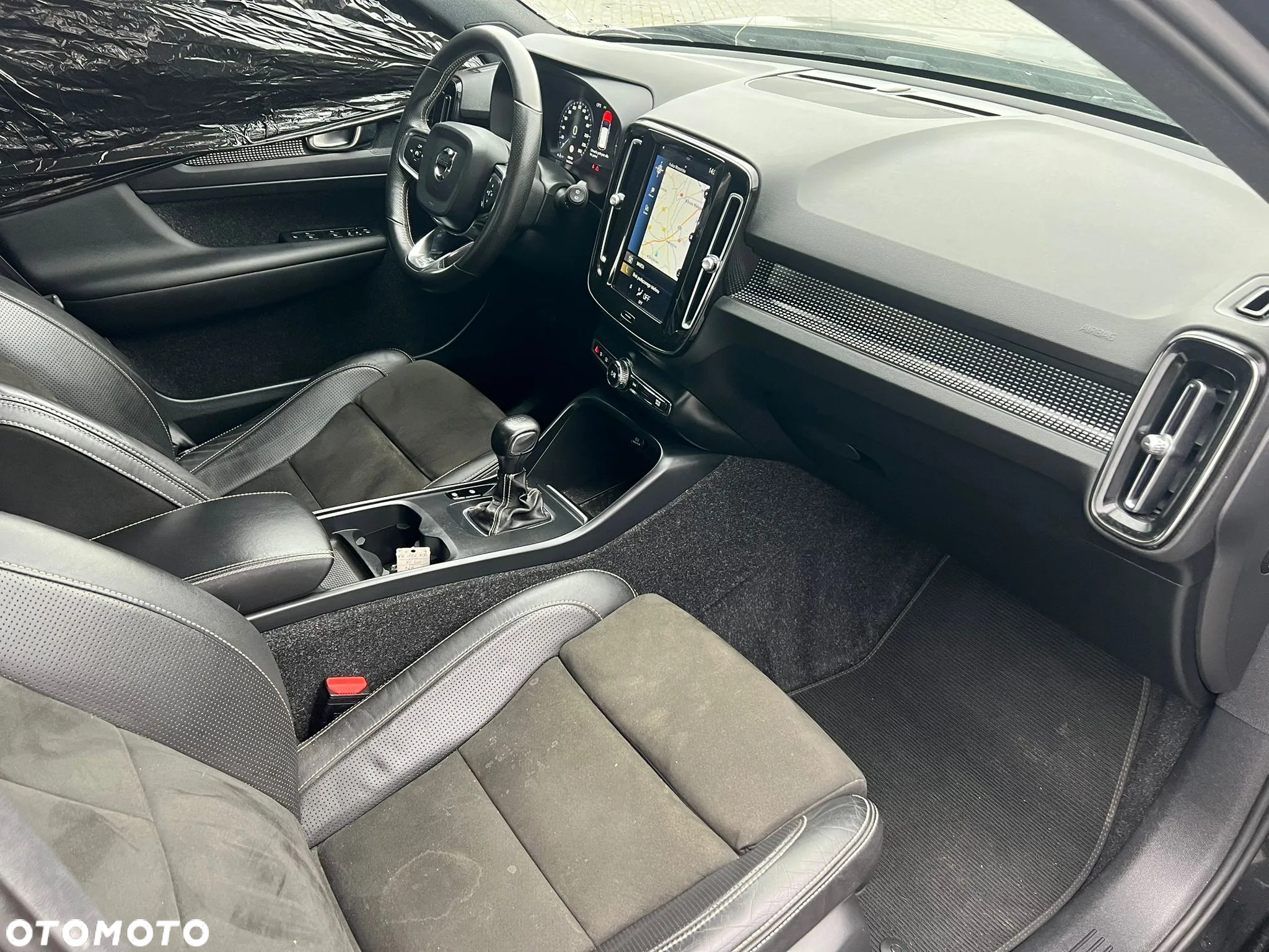 Volvo XC 40 - 9