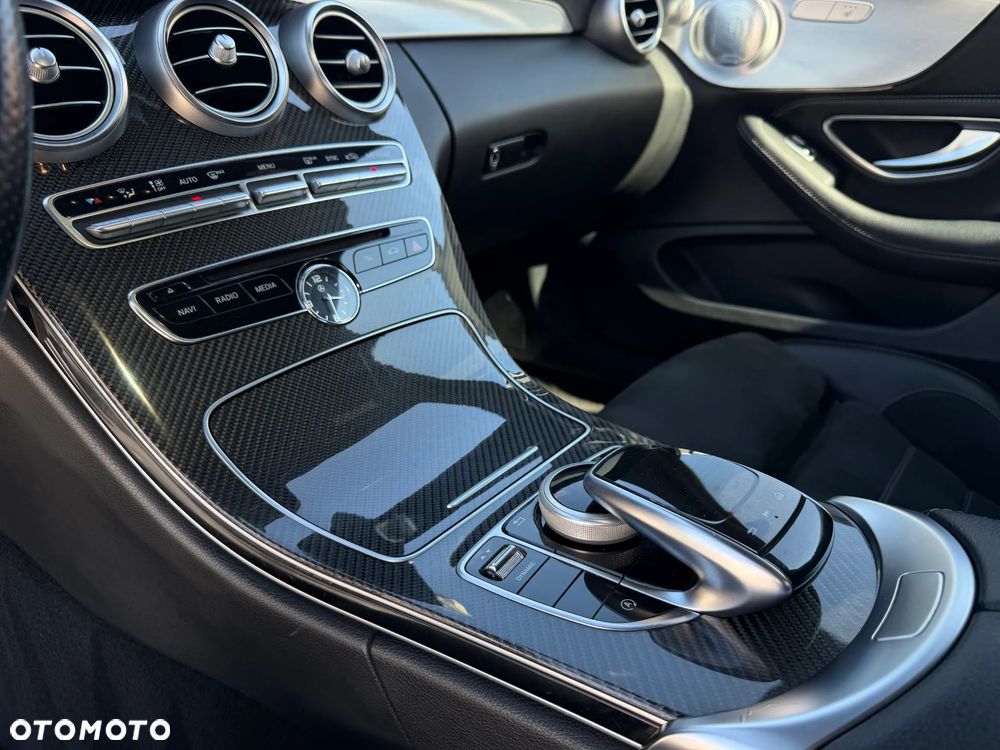 Mercedes-Benz Klasa C 220 d 4-Matic 9G-TRONIC - 11