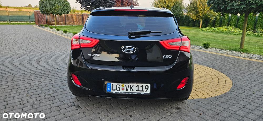 Hyundai i30 1.6 CRDi Premium - 8
