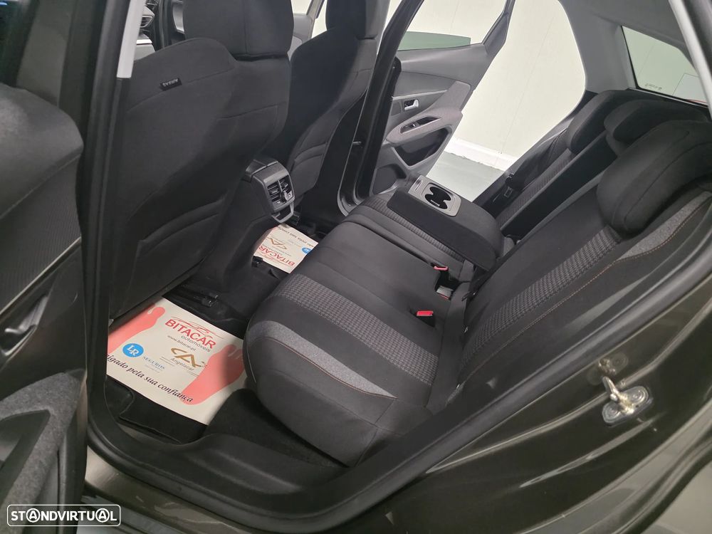 Peugeot 3008 1.5 BlueHDi Active - 38
