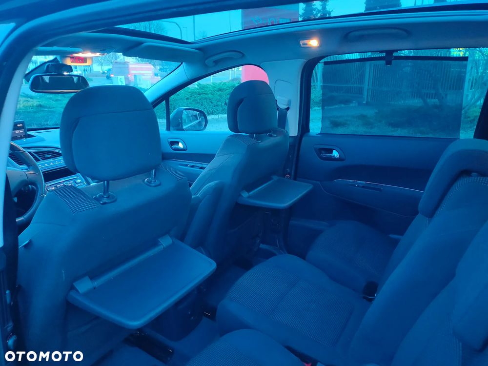 Peugeot 5008 2.0 HDi Allure 7os - 35