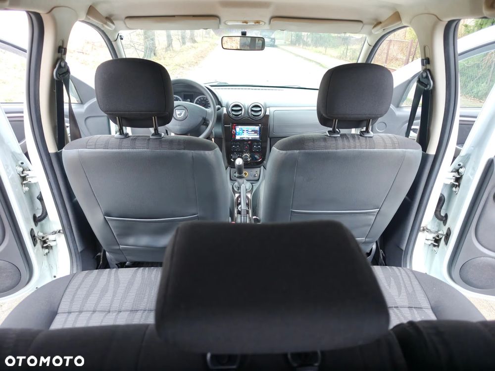 Dacia Duster 1.6 16V 4x2 Laureate - 25