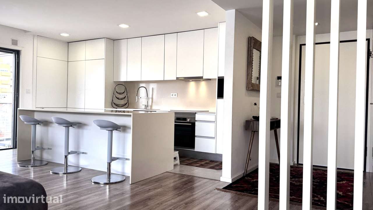 Apartamento T2 contemporâneo na Madalena! Qualidade e sofistificação - Grande imagem: 2/17