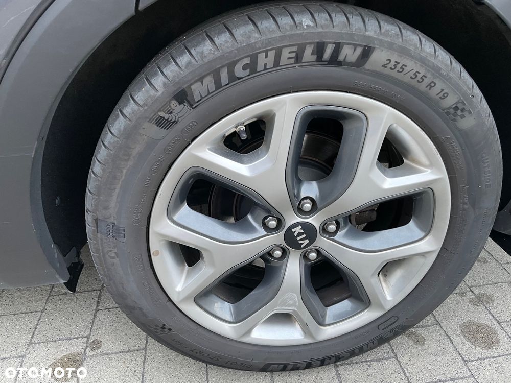 Kia Sorento 2.0 CRDI Business Line Plus - 7