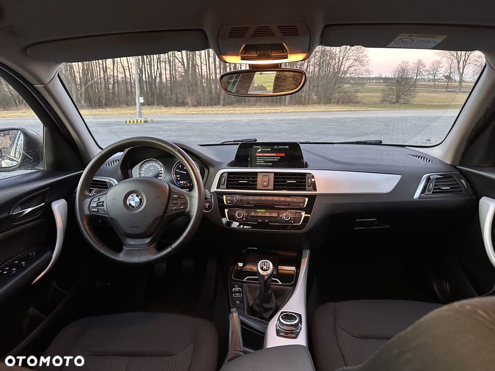 BMW Seria 1 116i - 18