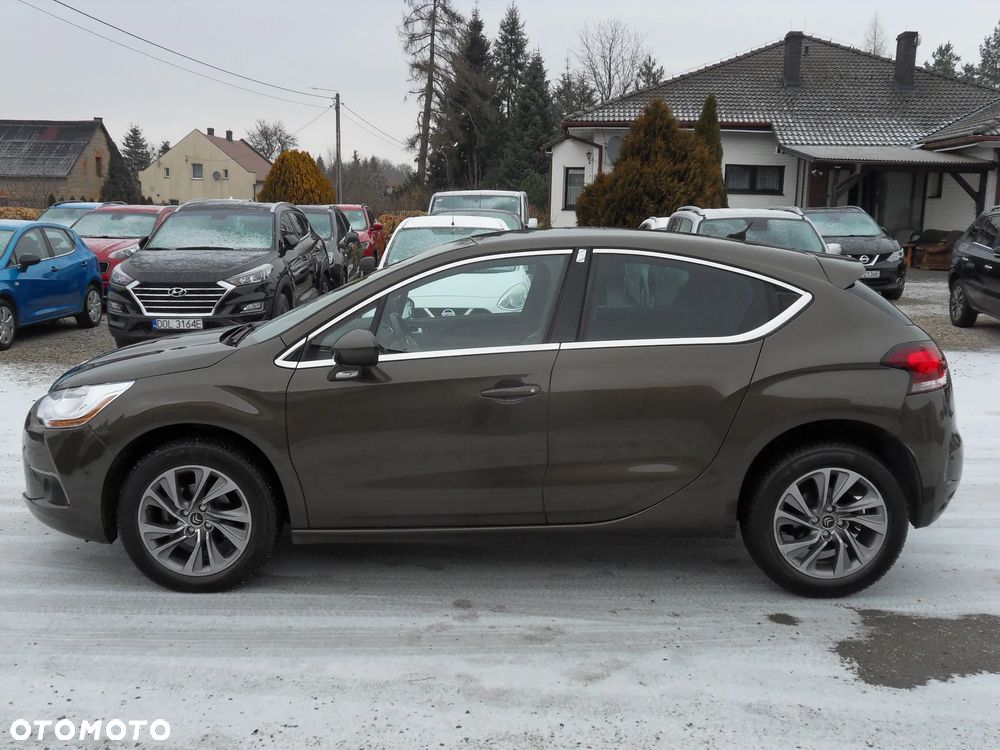 Citroën DS4 e-HDi 110 SoChic - 2