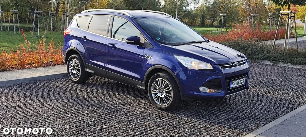 Ford Kuga 1.6 EcoBoost 2x4 Titanium - 9