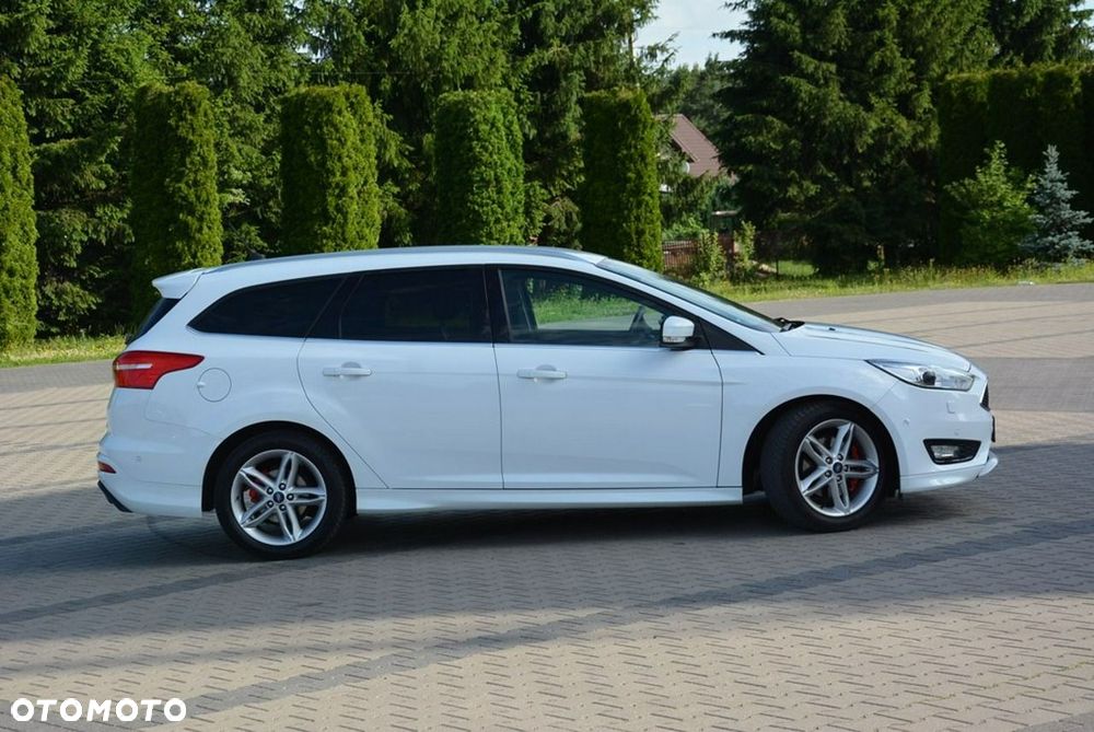 Ford Focus 1.5 EcoBoost STart-Stopp-System ST-LINE - 12