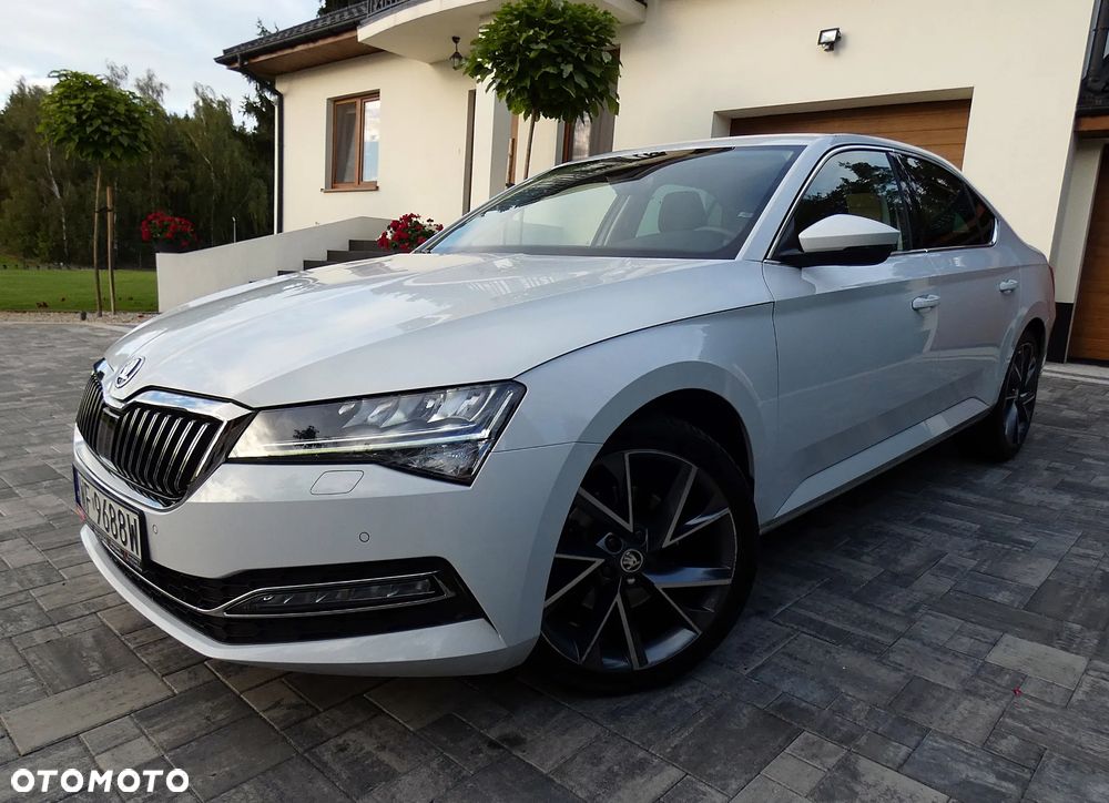 Skoda Superb 2.0 TDI SCR Style DSG - 30