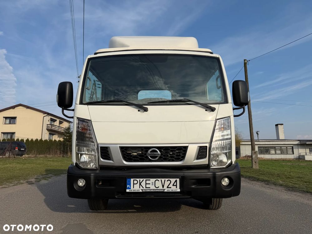 Nissan NT400 * CABSTAR * 2.5 / 125KM * Rama do zabudowy * Rozstaw osi: 3.7m * - 4