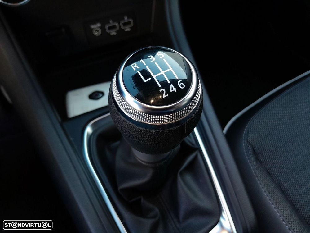 Renault Captur 1.0 TCe Intens - 15