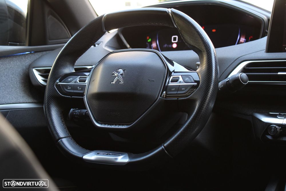 Peugeot 3008 1.2 PureTech GT Line EAT8 - 13
