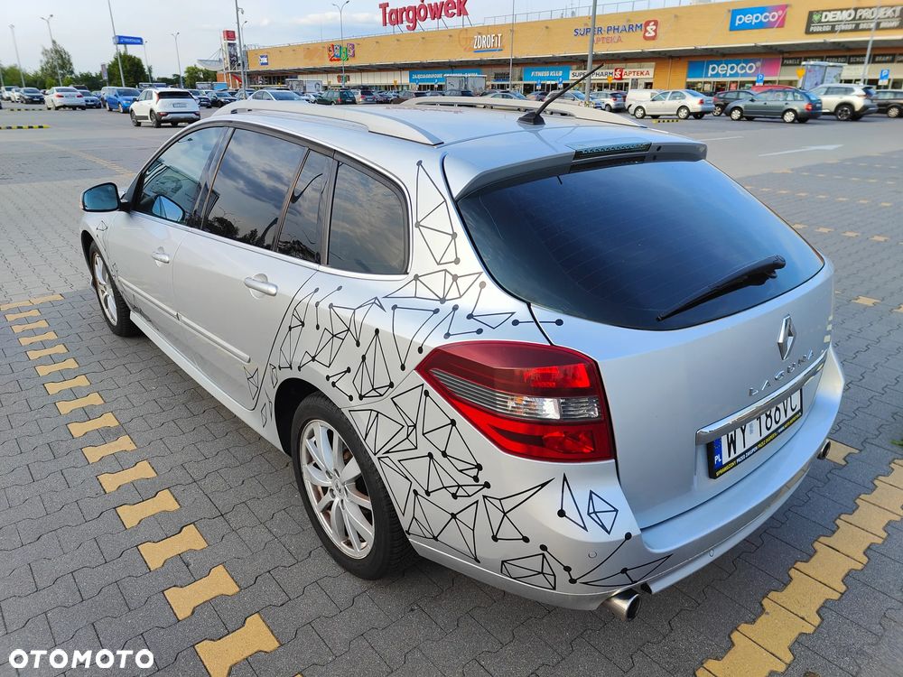 Renault Laguna Grandtour dCi 175 FAP GT - 10