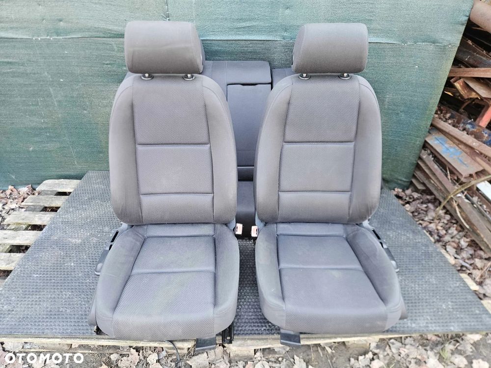 Fotele Fotel Kanapa Składana Welur Czarny Soul Podłokietnik Audi A4 B6 B7 Sedan Kombi Komplet