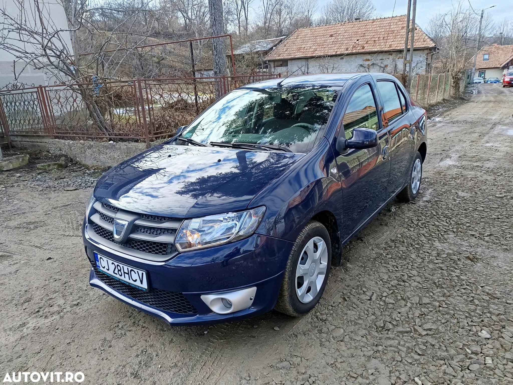 Dacia Logan - 1