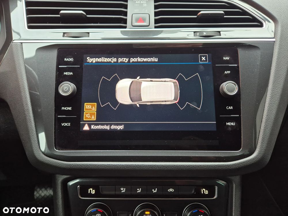 Volkswagen Tiguan 2.0 TDI SCR 4MOTION (BlueMotion Techn.) DSG Trendline - 28