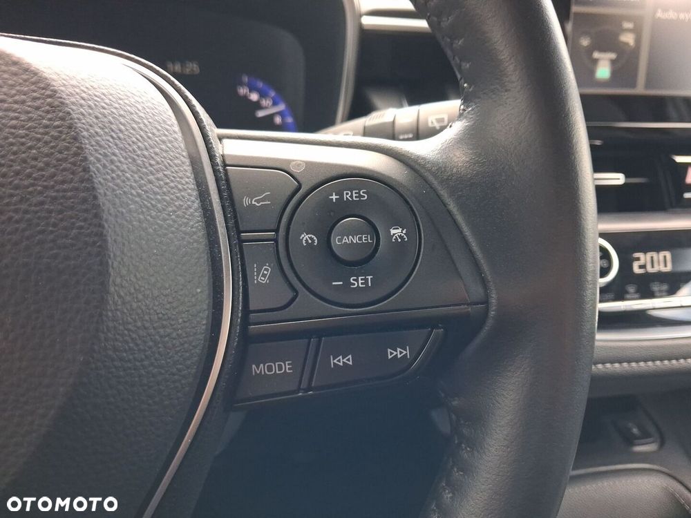 Toyota Corolla 1.8 Hybrid Comfort - 17