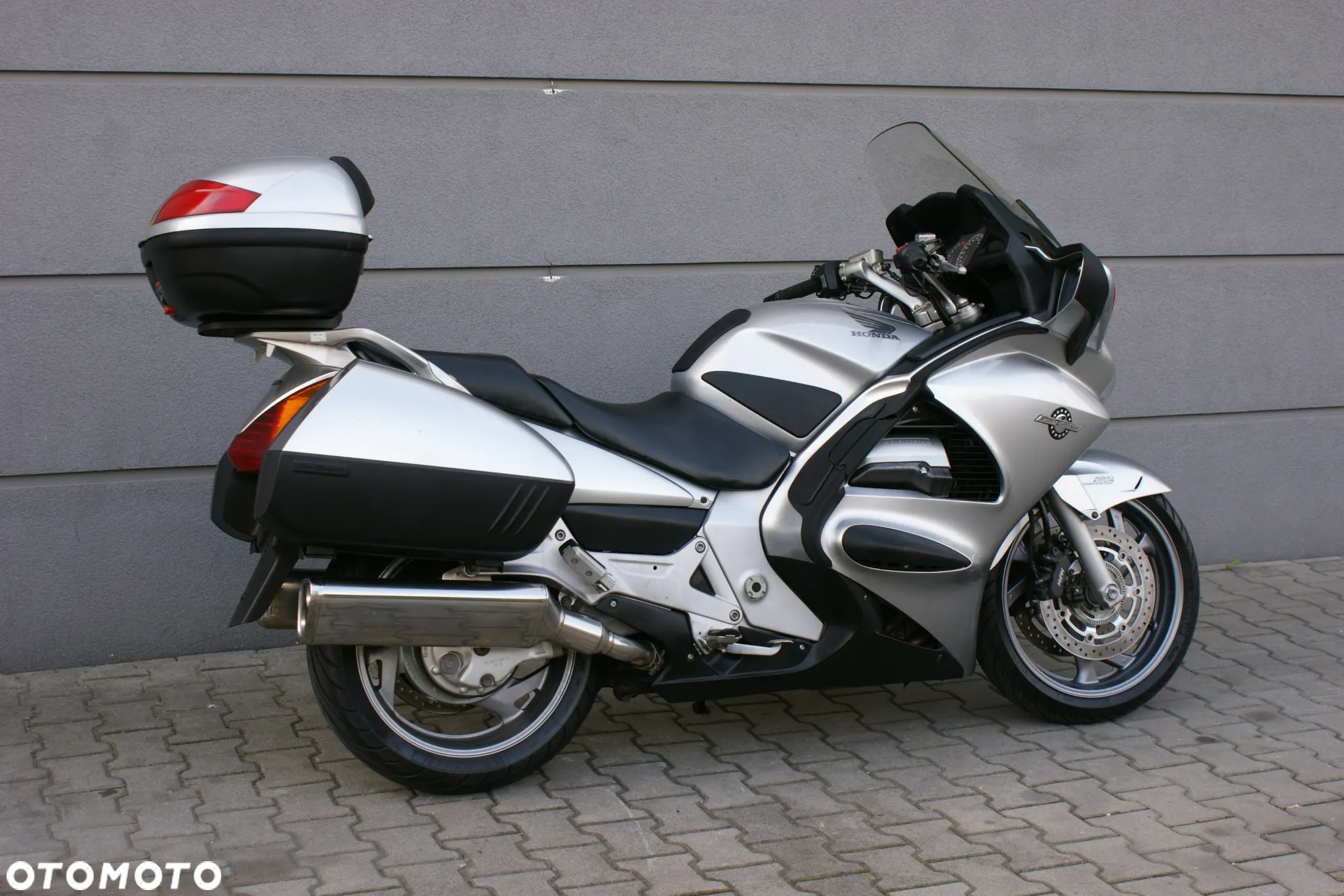 Honda ST - 4