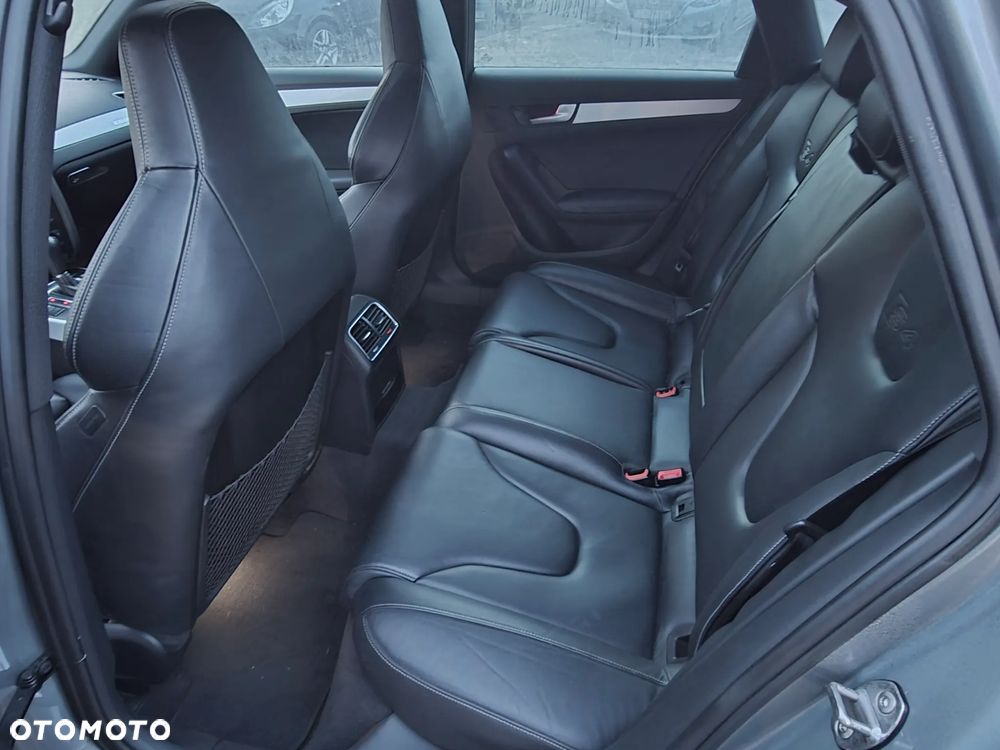 Audi S4 Limousine - 8