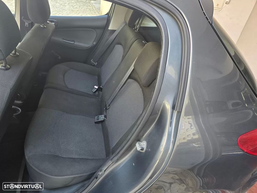 Peugeot 206+ 1.1 Urban - 9