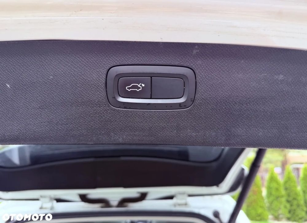 Volvo XC 90 D4 FWD Inscription - 16