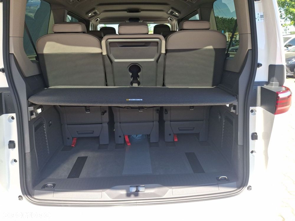 Volkswagen Multivan - 18