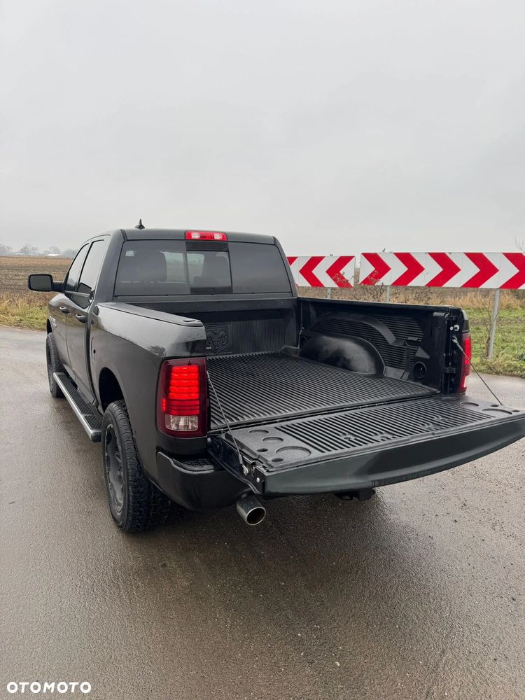 RAM 1500 Crew Cab Sport - 8