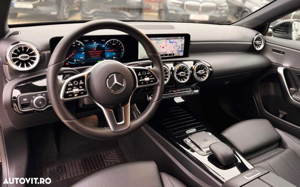 Mercedes-Benz A 250 - 21