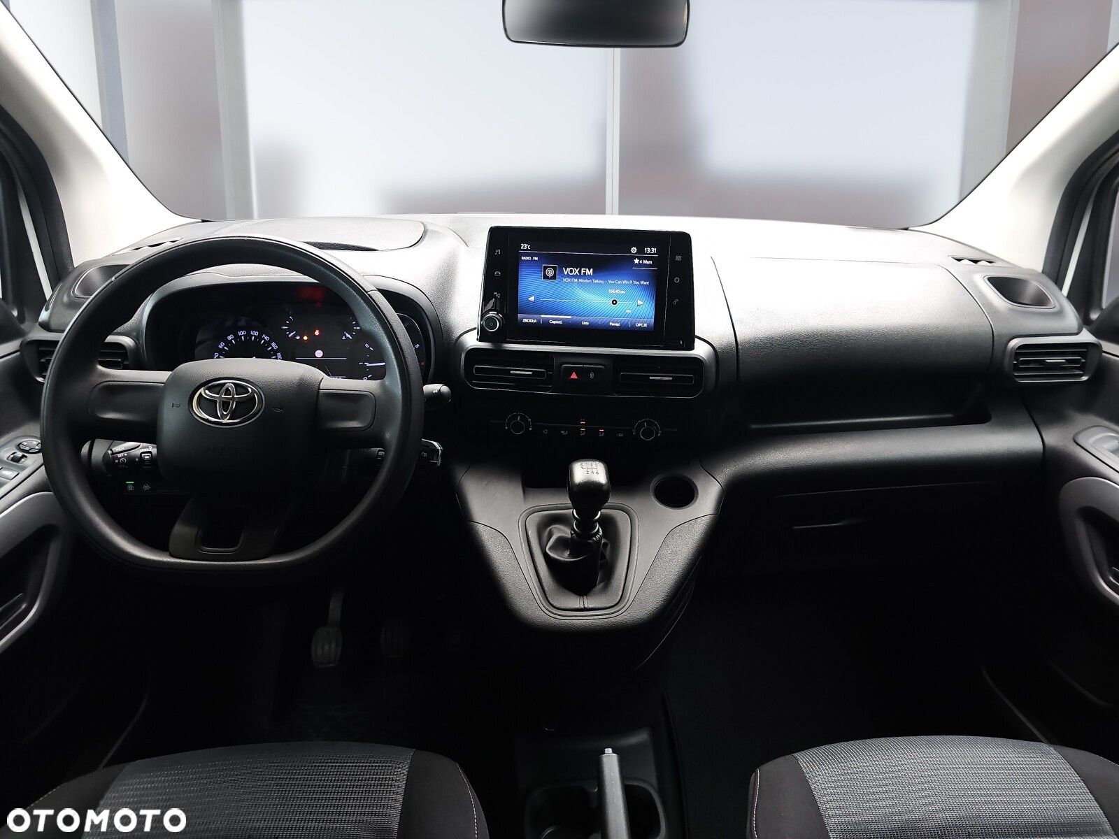 Toyota Proace City Verso 1.5 D-4D Business - 10
