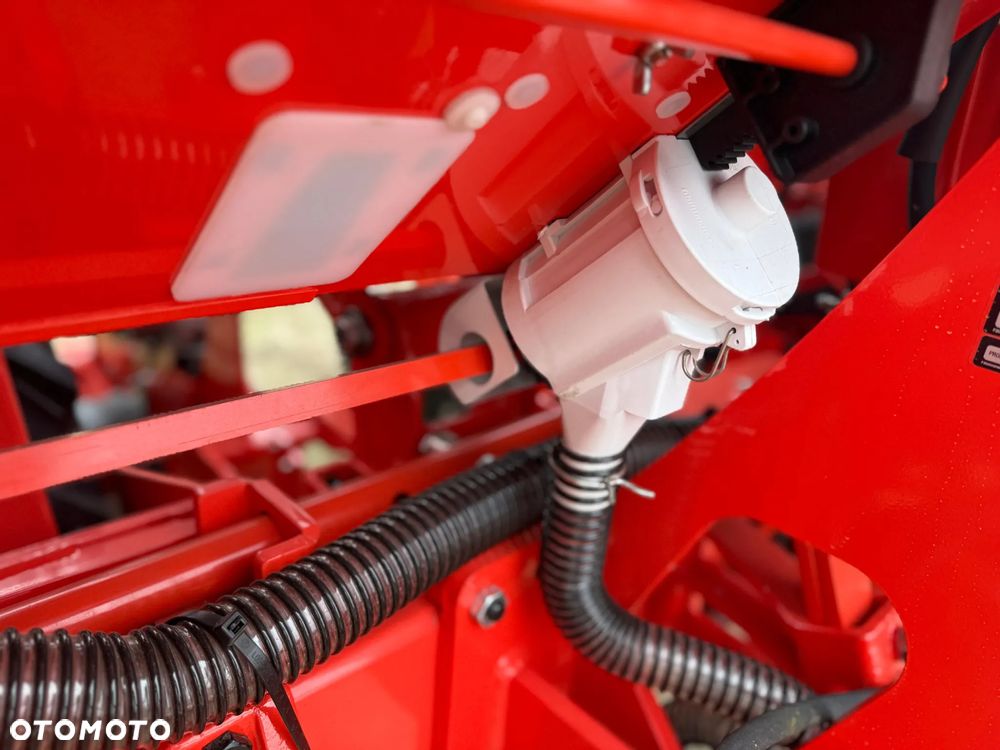 Maschio Gaspardo Siewnik punktowy MTER 300 6R ISOTRONIC (elektryczny) - 8