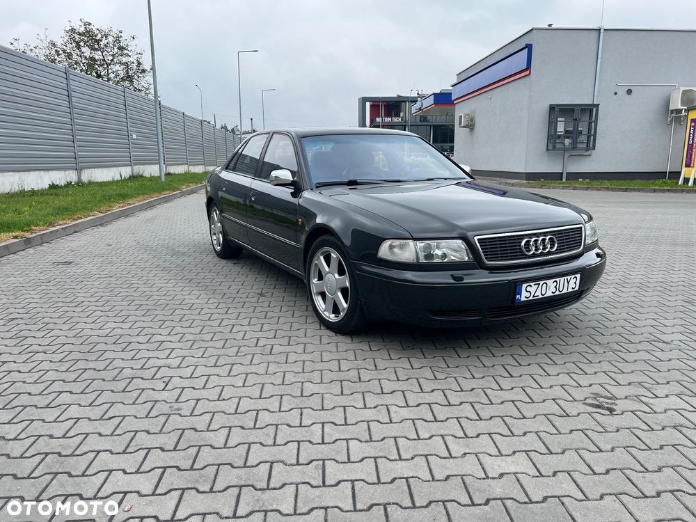 Audi S8 - 10