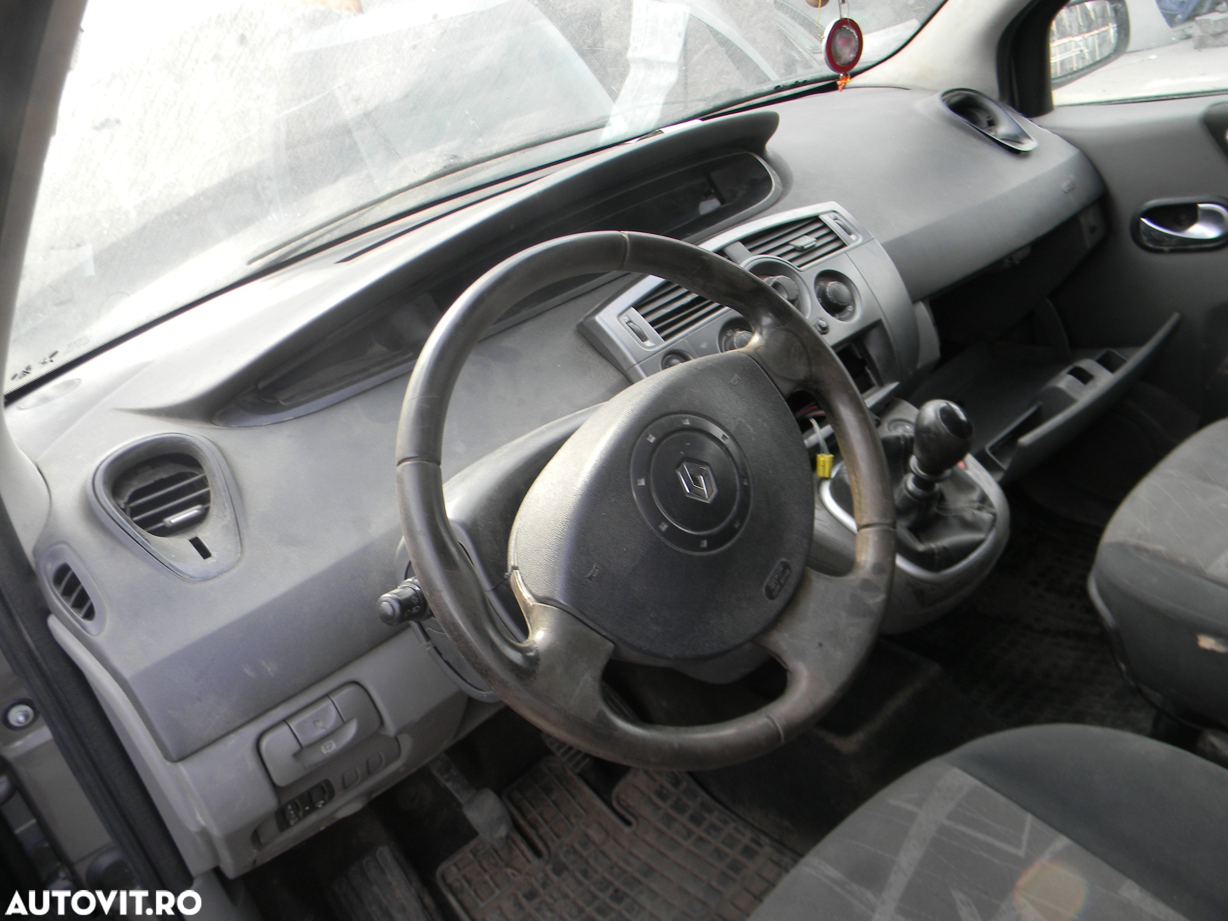 Dezmembrari  Renault GRAND SCENIC 2  2004  > 0000 1.9 dCi (JM0G, JM12 - 14