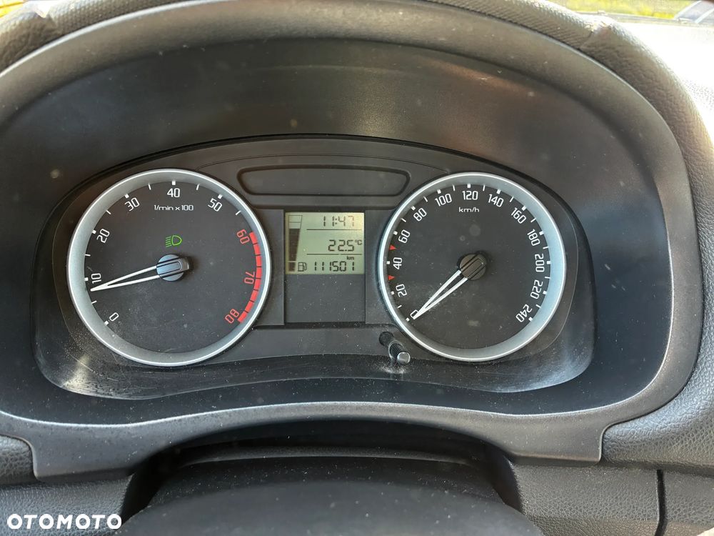Skoda Fabia 1.4 16V Ambiente - 6