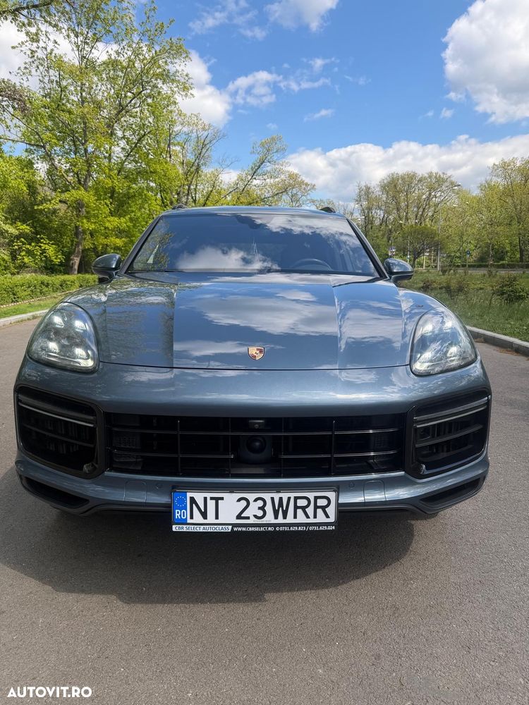 Porsche Cayenne Turbo Tiptronic S - 9