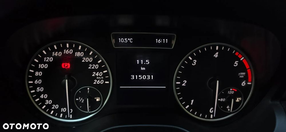 Mercedes-Benz Klasa A 180 CDI BlueEff Edition - 11