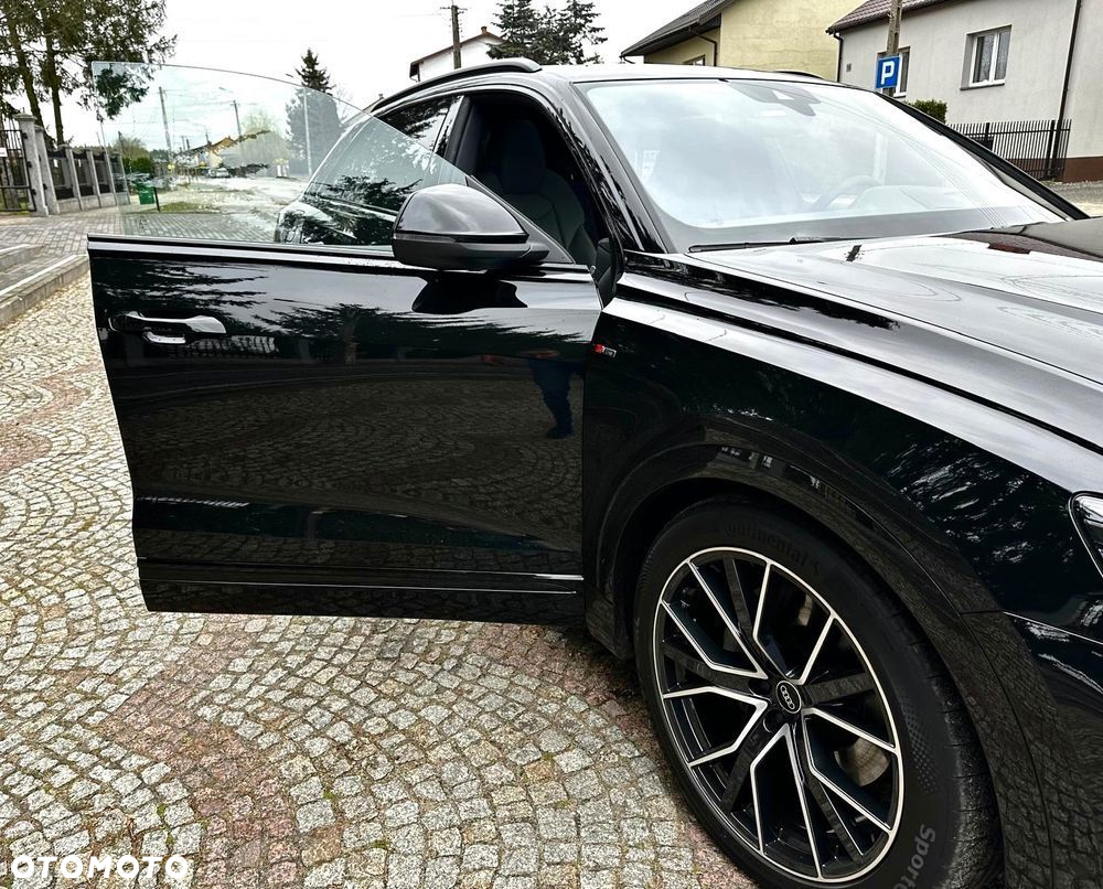 Audi Q8 - 10