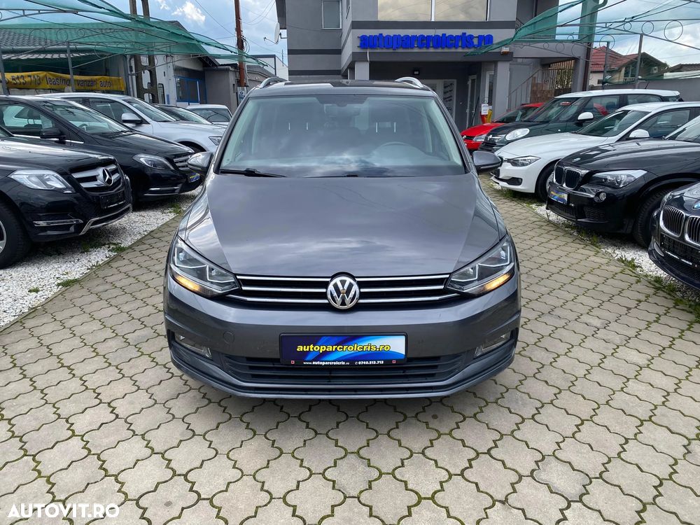 Volkswagen Touran - 3
