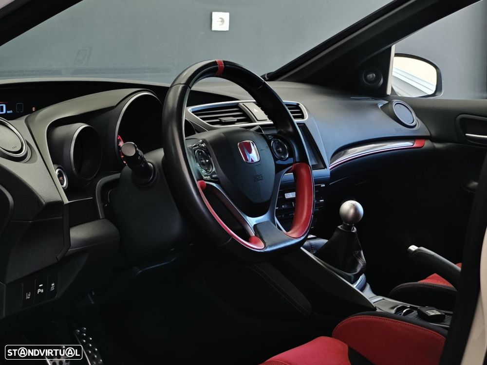 Honda Civic 2.0 VTEC Turbo Type R GT - 37