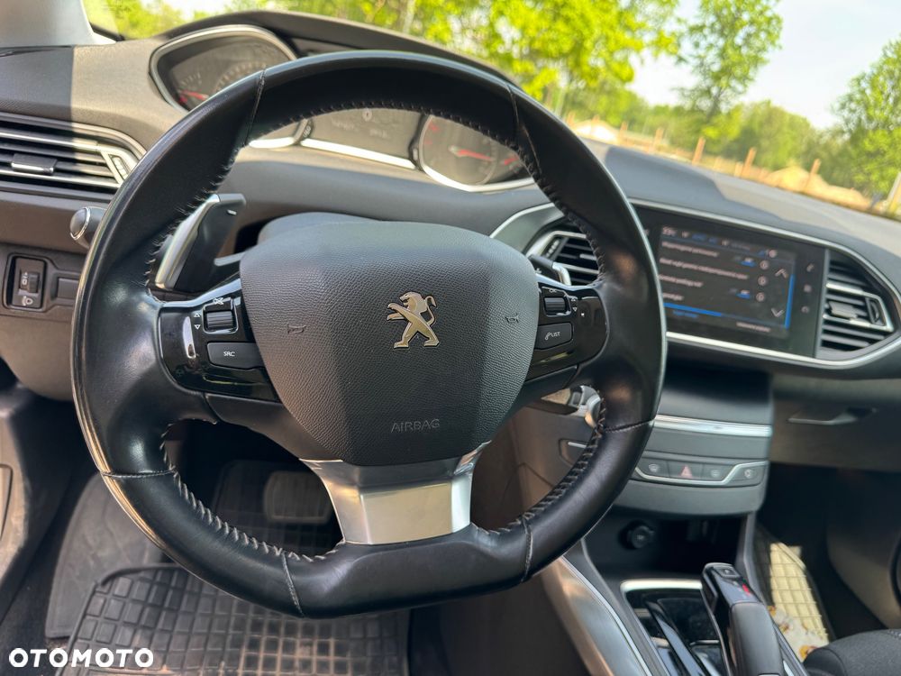 Peugeot 308 - 18