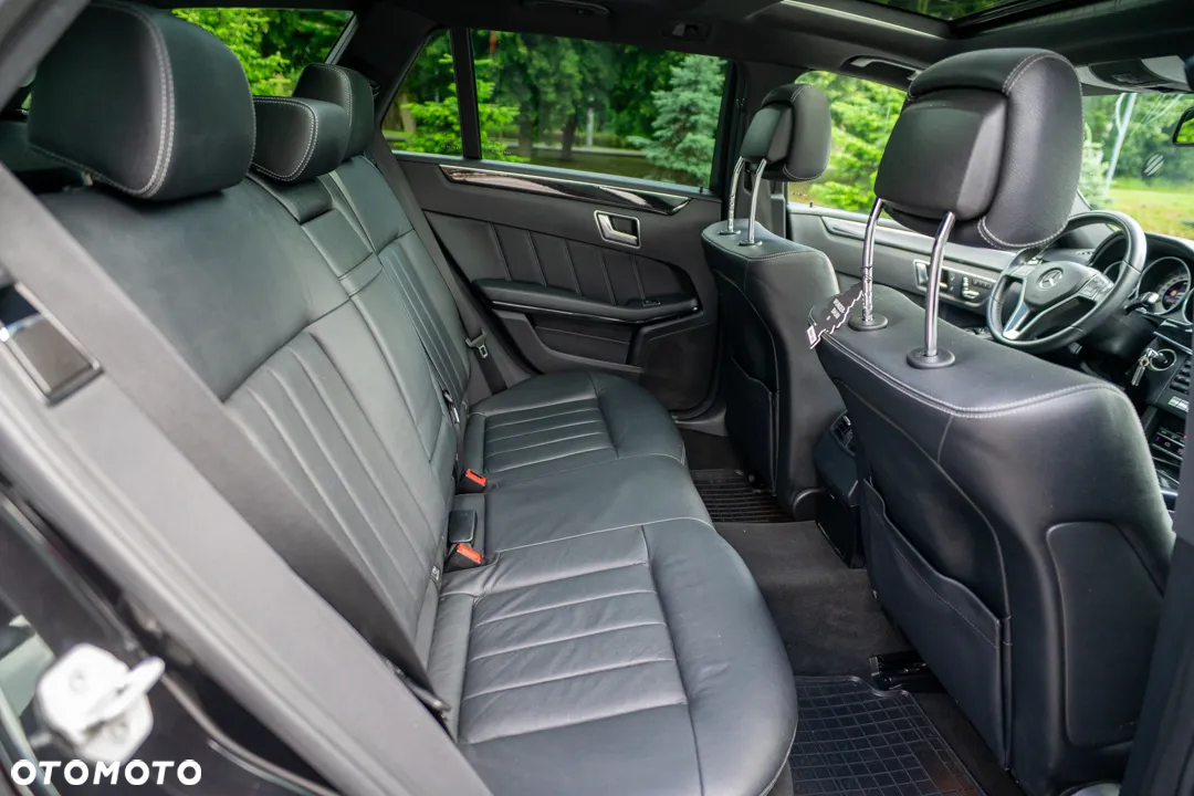 Mercedes-Benz Klasa E 300 T BlueTEC HYBRID 7G-TRONIC Elegance - 33