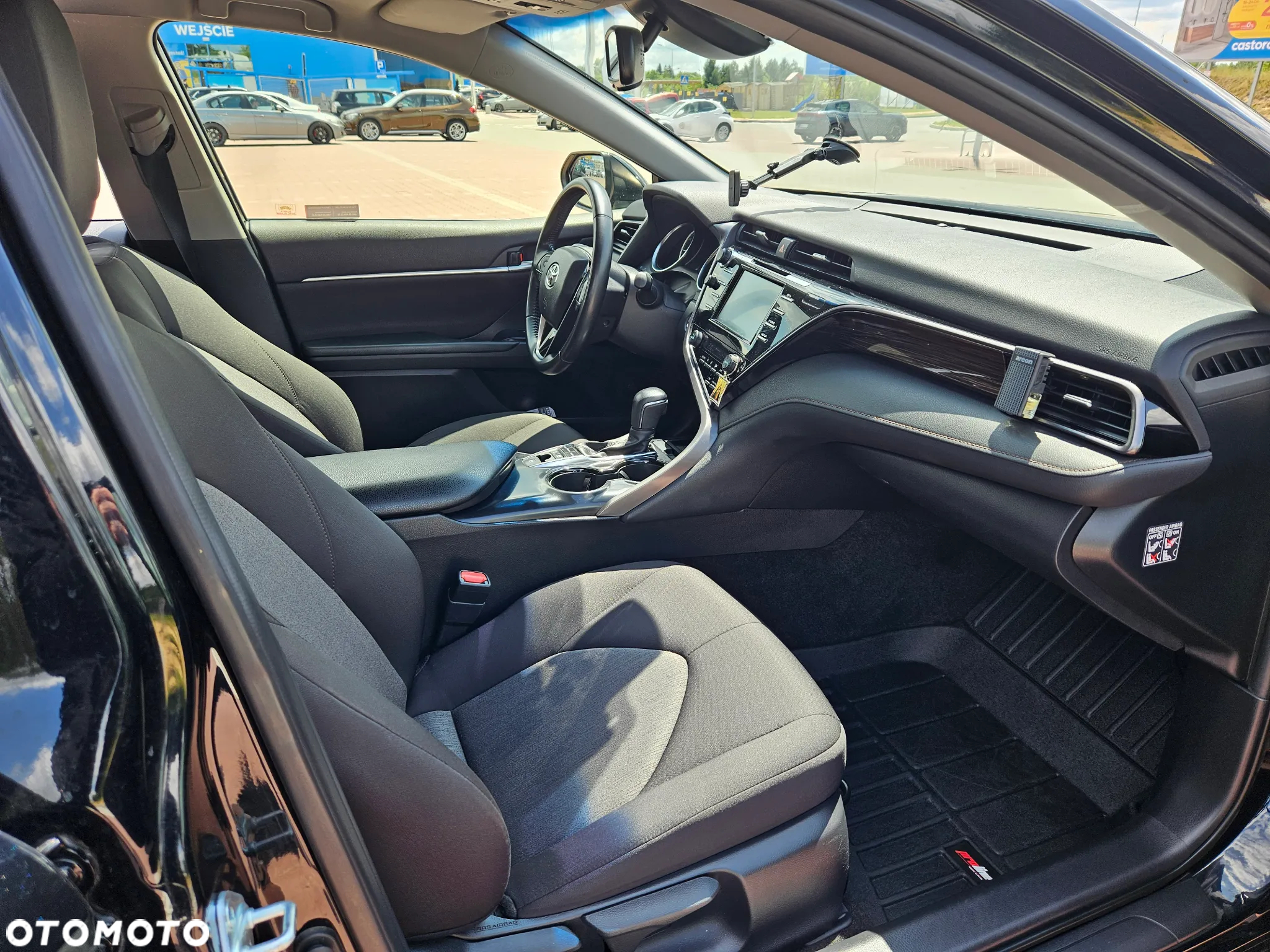 Toyota Camry 2.5 Hybrid Comfort CVT - 11