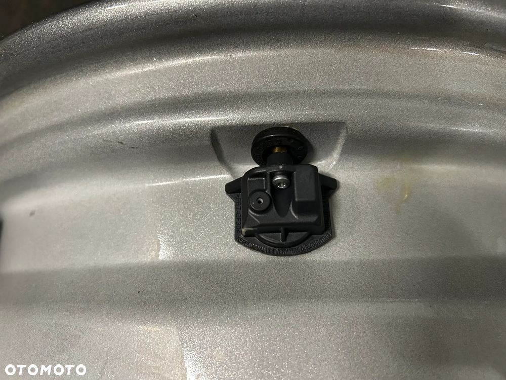 Alufelgi Dacia Sandero II, III, Logan, Lodgy, Renault Captur I, Renault Clio IV 16 cali 4x100 4szt. Jak nowe!! Z czujnikami! - 13