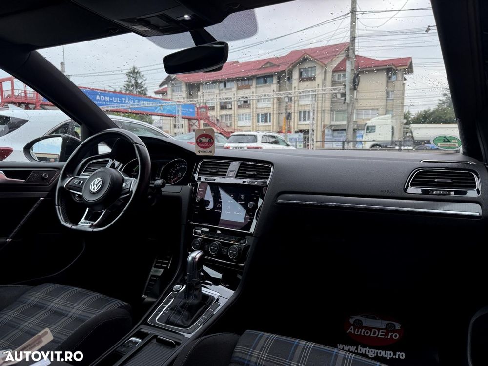 Volkswagen Golf - 7
