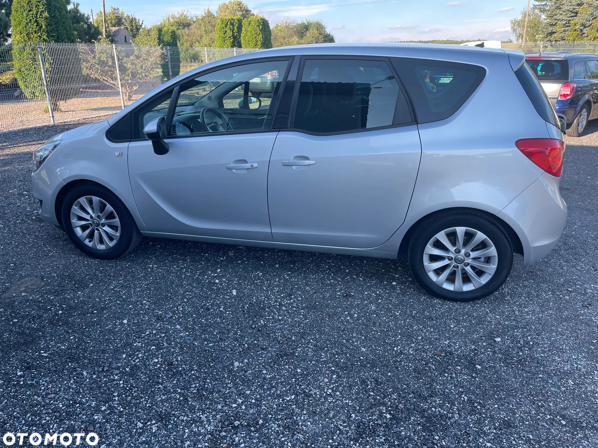 Opel Meriva - 8
