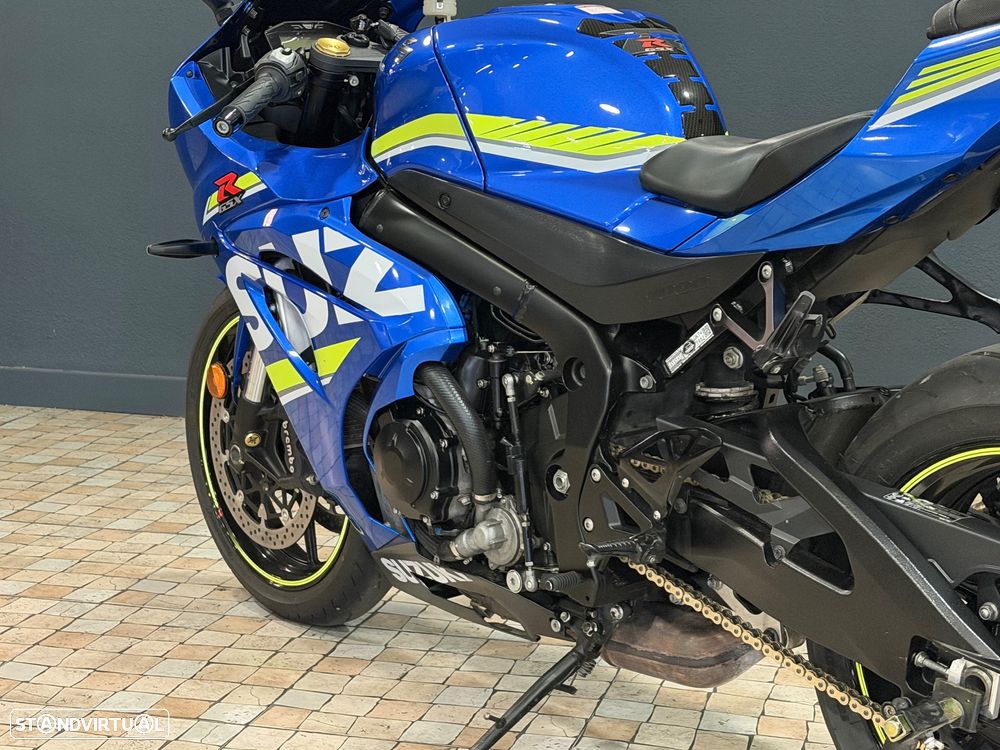 Suzuki GSX-R GSX-R 1000 L7 - 16